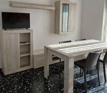 Appartamento Rivamare 3 Bilocale Fronte Mare Marina dʼMarina dʼAndora 0*,  Italia