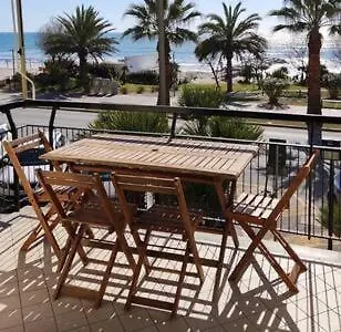 Rivamare 3 Bilocale Fronte Mare Apartment Andora Italy